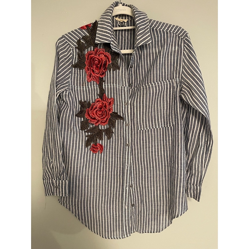 Miss Love Rose Appliqué Stripe Shirt. Size small
